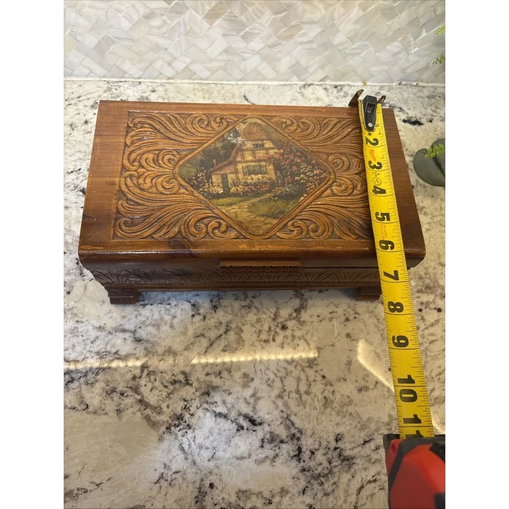 Vintage carved top mini‎ Chest Trinket Box Cottage Flowers Letters Trinkets